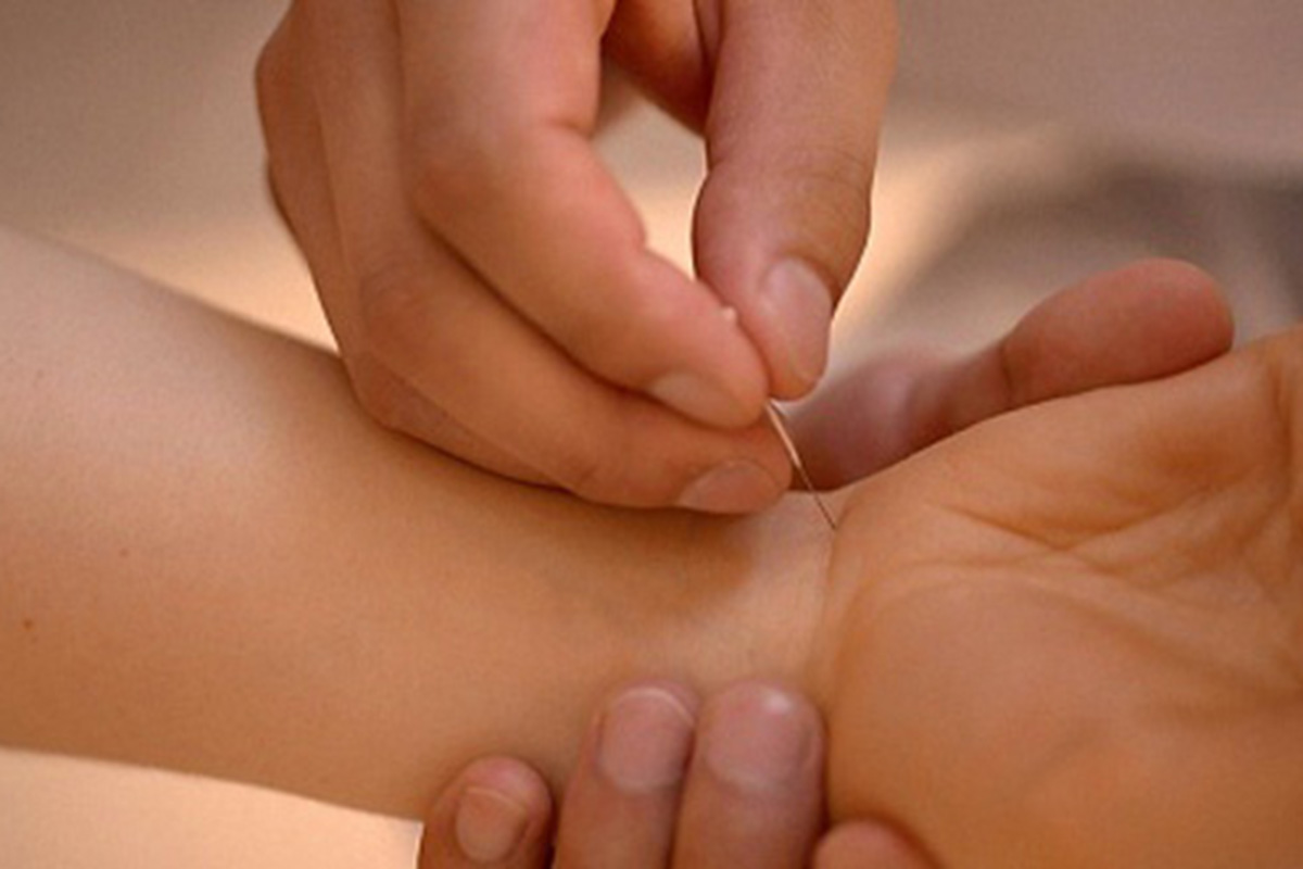 Lotus Hands Acupuncture & Herbal Medicine
