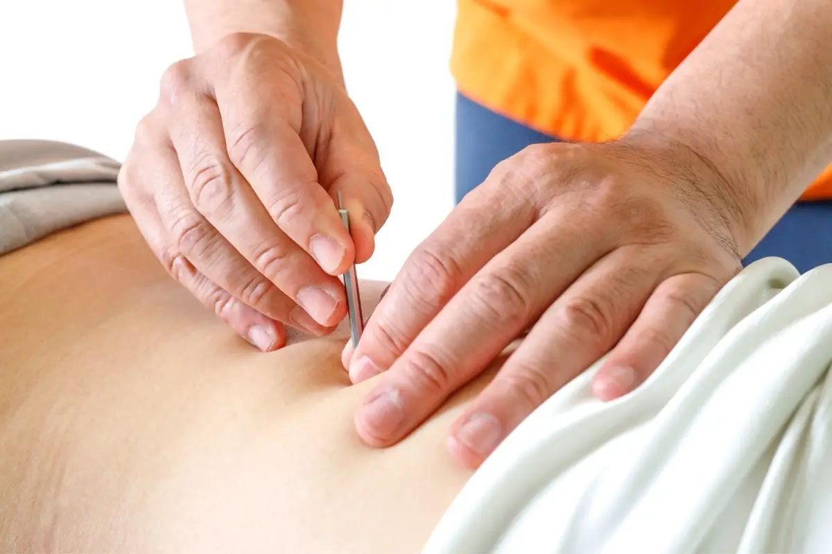 According To TCM, The SP5 Acupuncture Point Is Used To Detox The Spleen